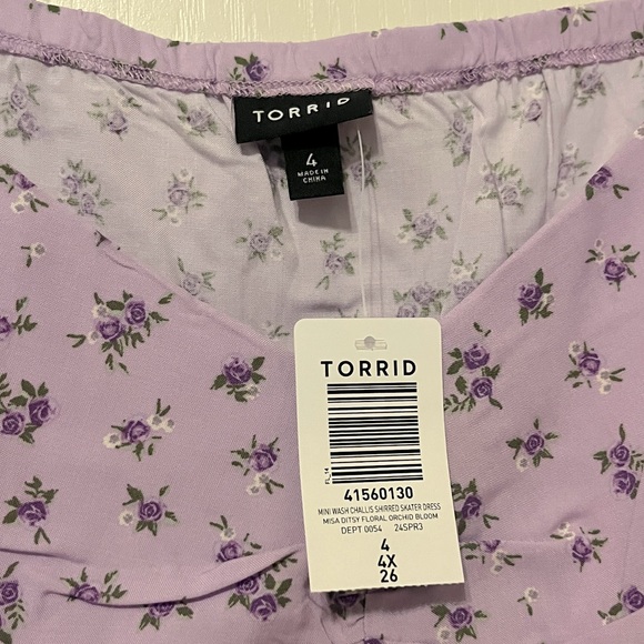 NWT Torrid Sz 4x Mini Wash Challis Shirred Skater Dress - Picture 3 of 4